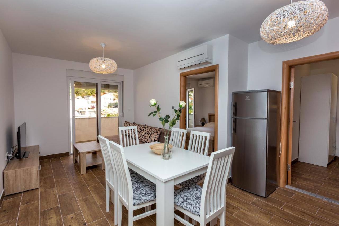 Butique Maris Apartament Komarna