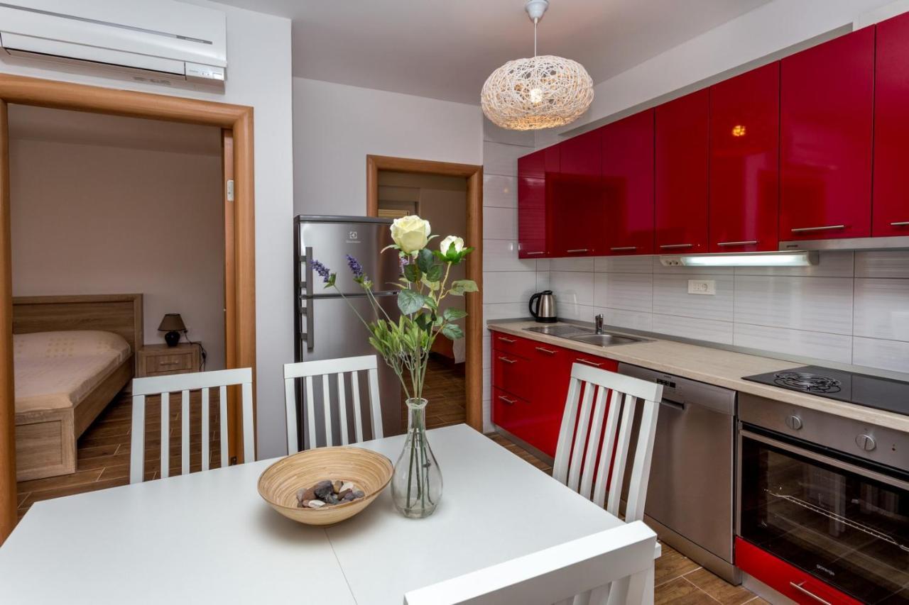 Apartament Butique Maris *